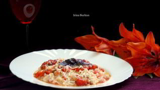 Ризотто с помидорами и базиликом