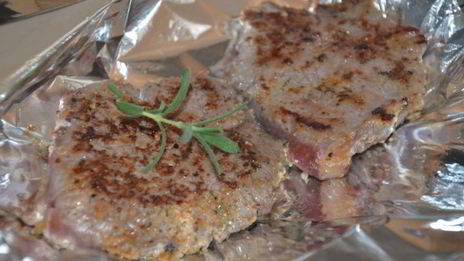 ризотто со свеклой и стейками