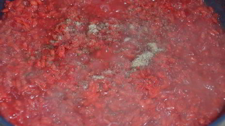 ризотто со свеклой и стейками