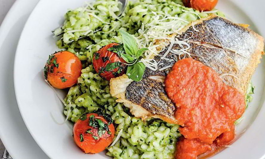 Рецепт сибас с лимонно-базиликовым ризотто