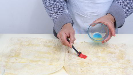 балык экмек, буквально рыба с хлебом по-турецки