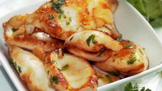 Кальмар, жаренный целиком