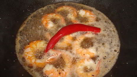 креветки в белом вине по-португальски