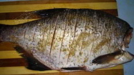 лещ, запеченный в духовке