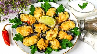Мидии запеченные в духовке с сыром
