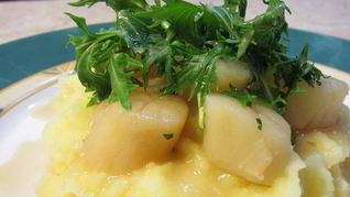 Морские гребешки в белом вине