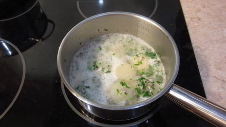 морские гребешки в белом вине