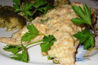 Рыба на пару под луково-горчичным соусом