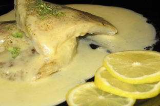 Рыба под белым соусом