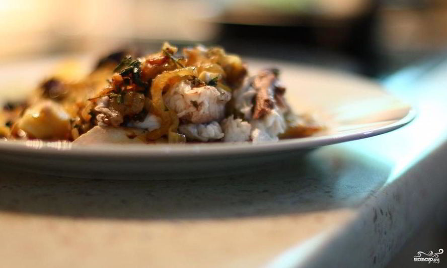 Рецепт рыба с тимьяном и луком