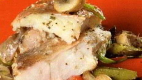 рыба, тушеная с грибами