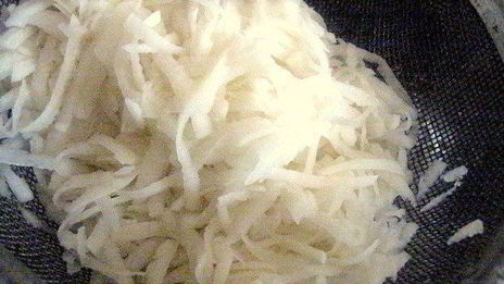 рыба в картофельной корочке