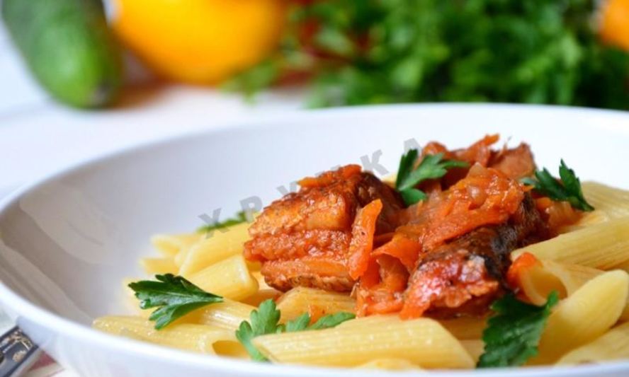 Рецепт рыба в томате с луком и морковью тушеная