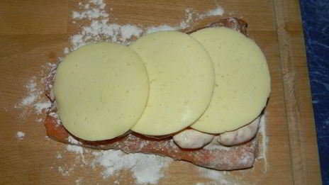 семга, запеченная с креветками