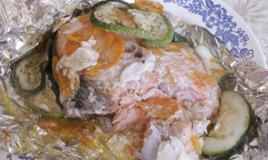 Рецепт семга, запеченная с цукини