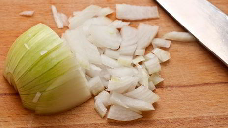 янтарная форель запеченная с луком