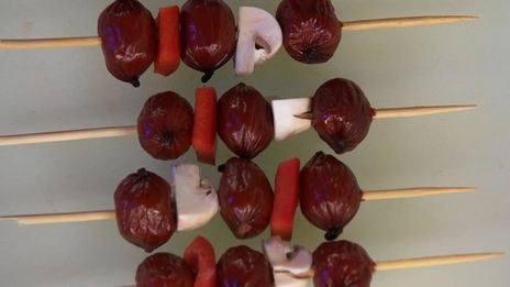 копченые шашлычки с овощами