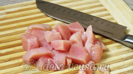 куриные шашлычки на шпажках