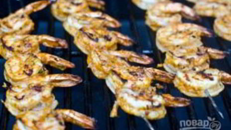 шашлычки из креветок на гриле