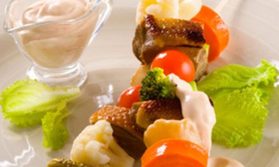 Рецепт шашлычки из утки с овощами