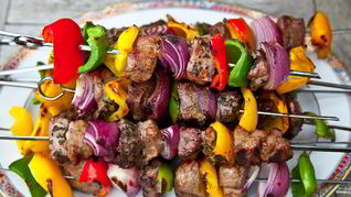 Шашлык из баранины с овощами