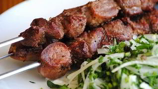 Шашлык из баранины в духовке в рукаве