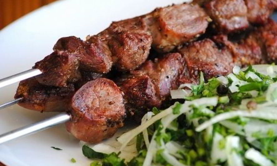 Рецепт шашлык из баранины в духовке в рукаве