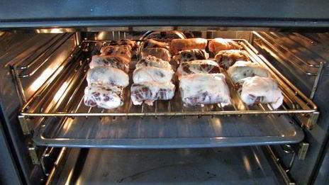 шашлык из говяжьей печени в жировой сетке