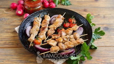 шашлык из курицы на сковороде