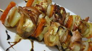 Шашлык из курицы с овощами