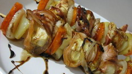 шашлык из курицы с овощами