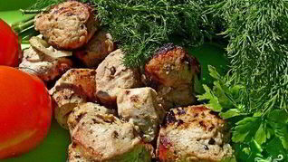 Шашлык из свинины с луком