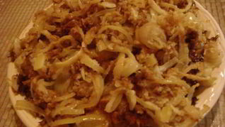 Капустные шницели с луковой заправкой