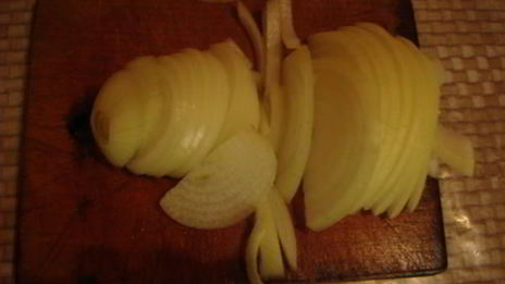 капустные шницели с луковой заправкой