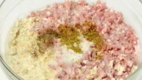 шницель из фарша с яйцом