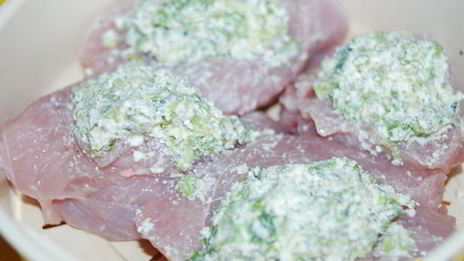 шницель из индейки с зеленью