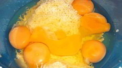 шницель из свинины на сковороде