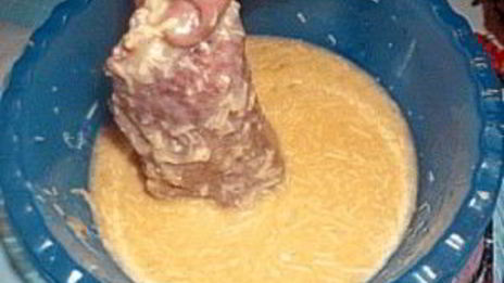 шницель из свинины на сковороде