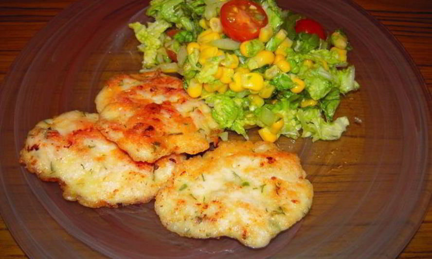 Рецепт шницель по-венециански с легким салатиком из кукурузы