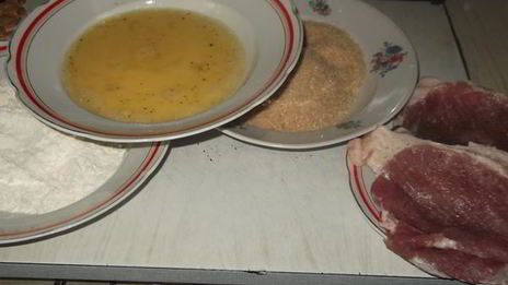 свиной шницель по-венски