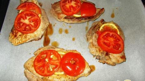 запеченный свиной шницель