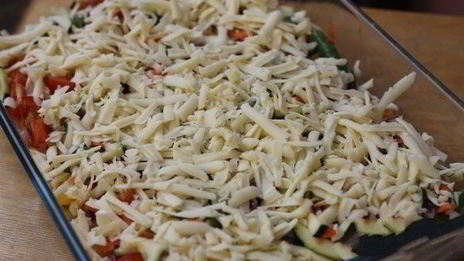 куриный стейк с овощами