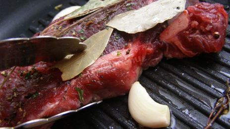 правильный стейк из говядины