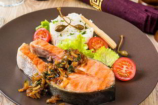 Пряные стейки из лосося с имбирем