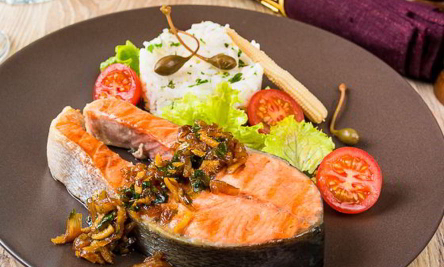 Рецепт пряные стейки из лосося с имбирем