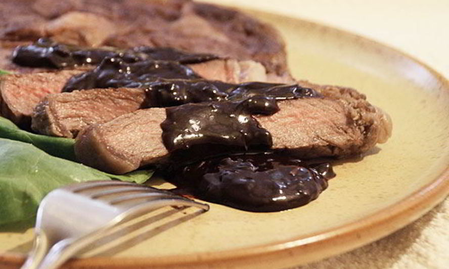 Рецепт шоколадный соус к стейку из говядины