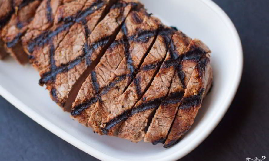 Рецепт стейк из говядины на гриле