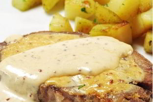 Стейк из говядины с хреном