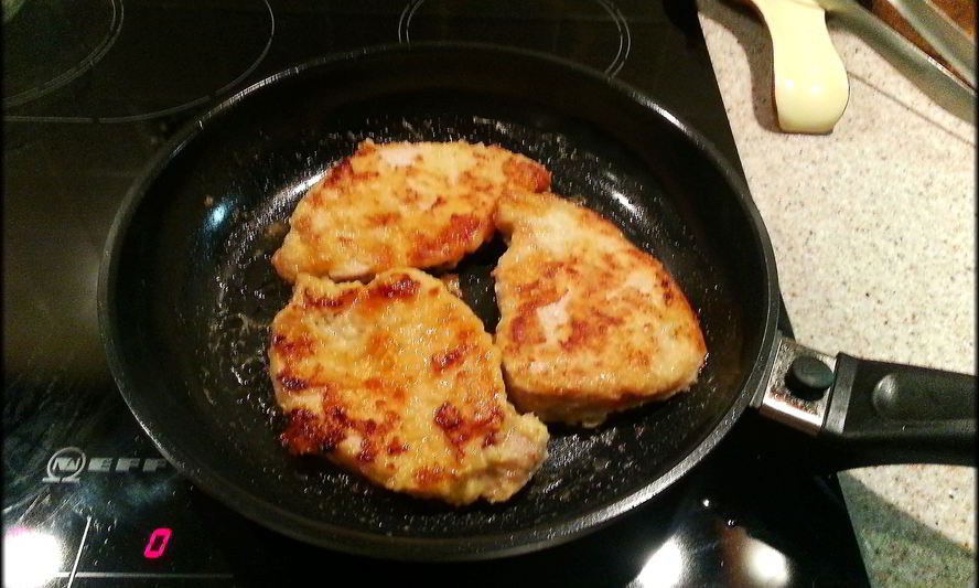 Рецепт стейк из свинины в панировке