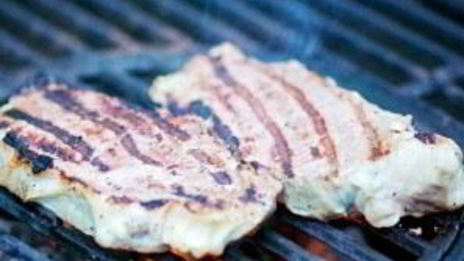 стейк, маринованный в луковом соке